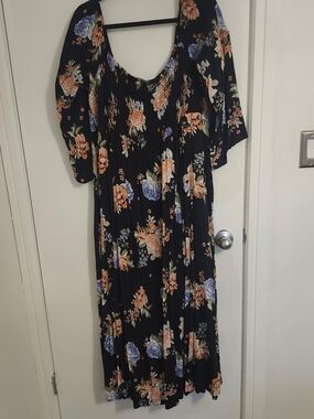 Torrid Black Floral Maxi Dress 4x